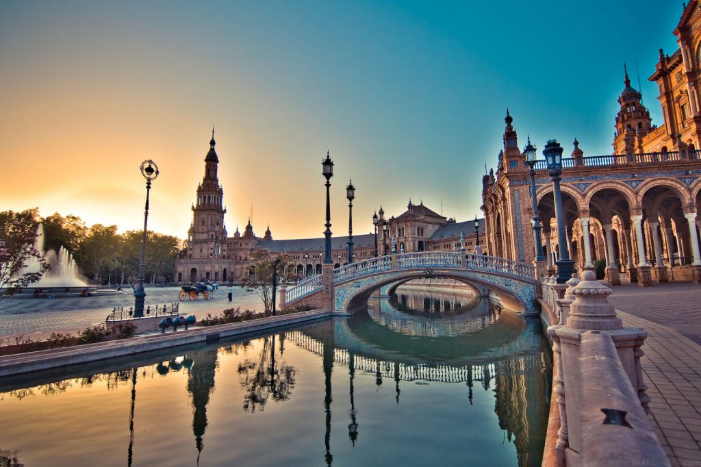 Plaza_de_Espana,_Seville,_Spanje